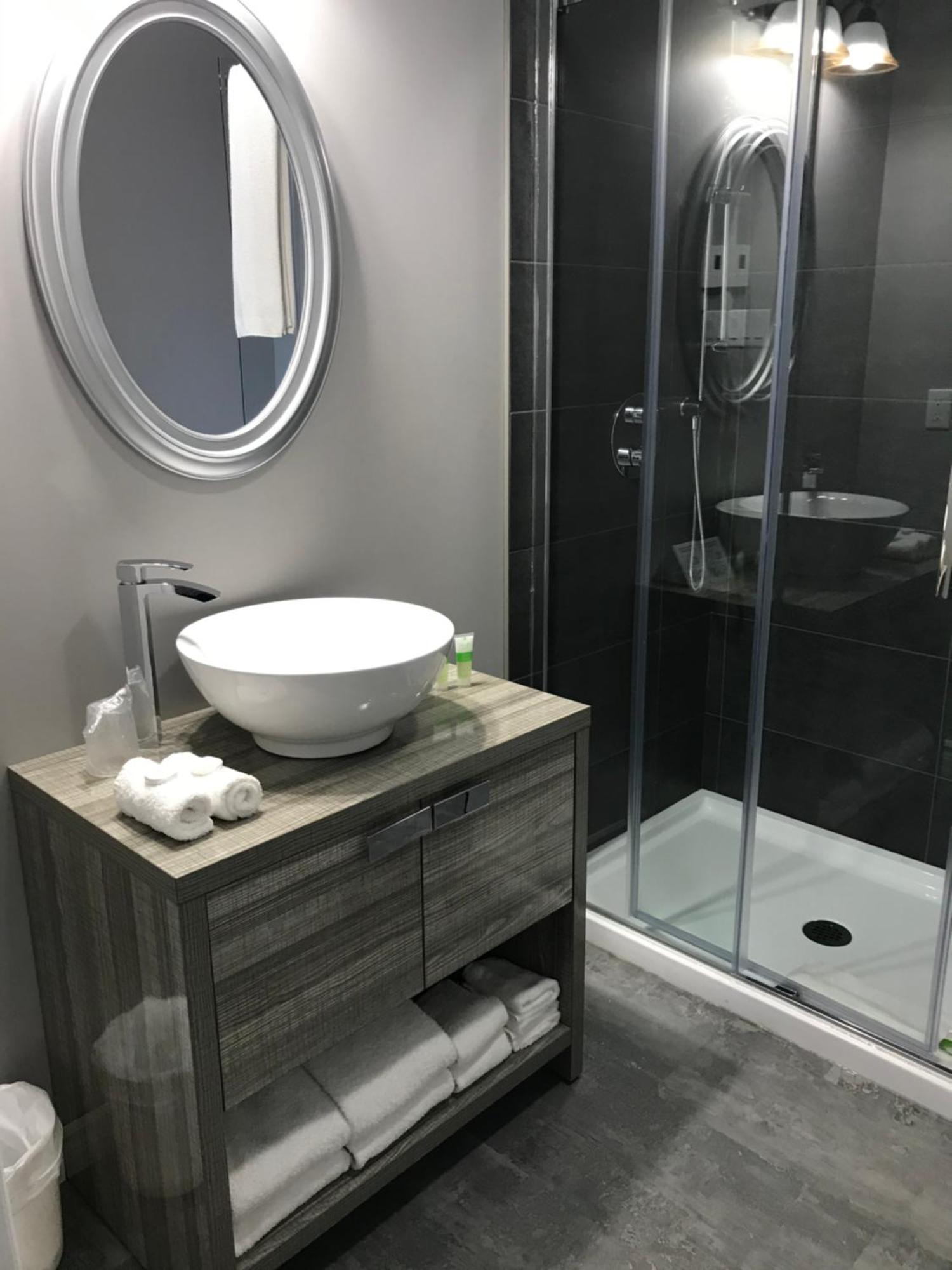Hotel-motel Fleur De Lys