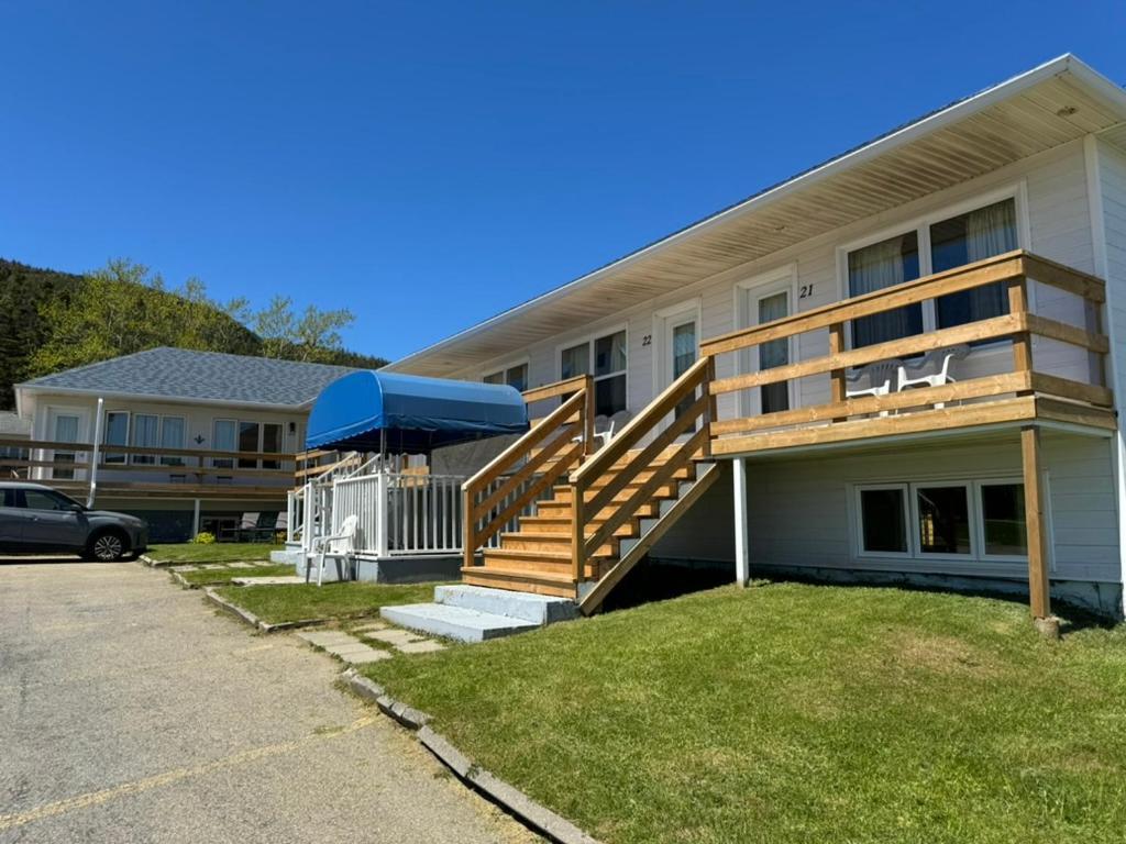 Hotel-motel Fleur De Lys Motel Percé